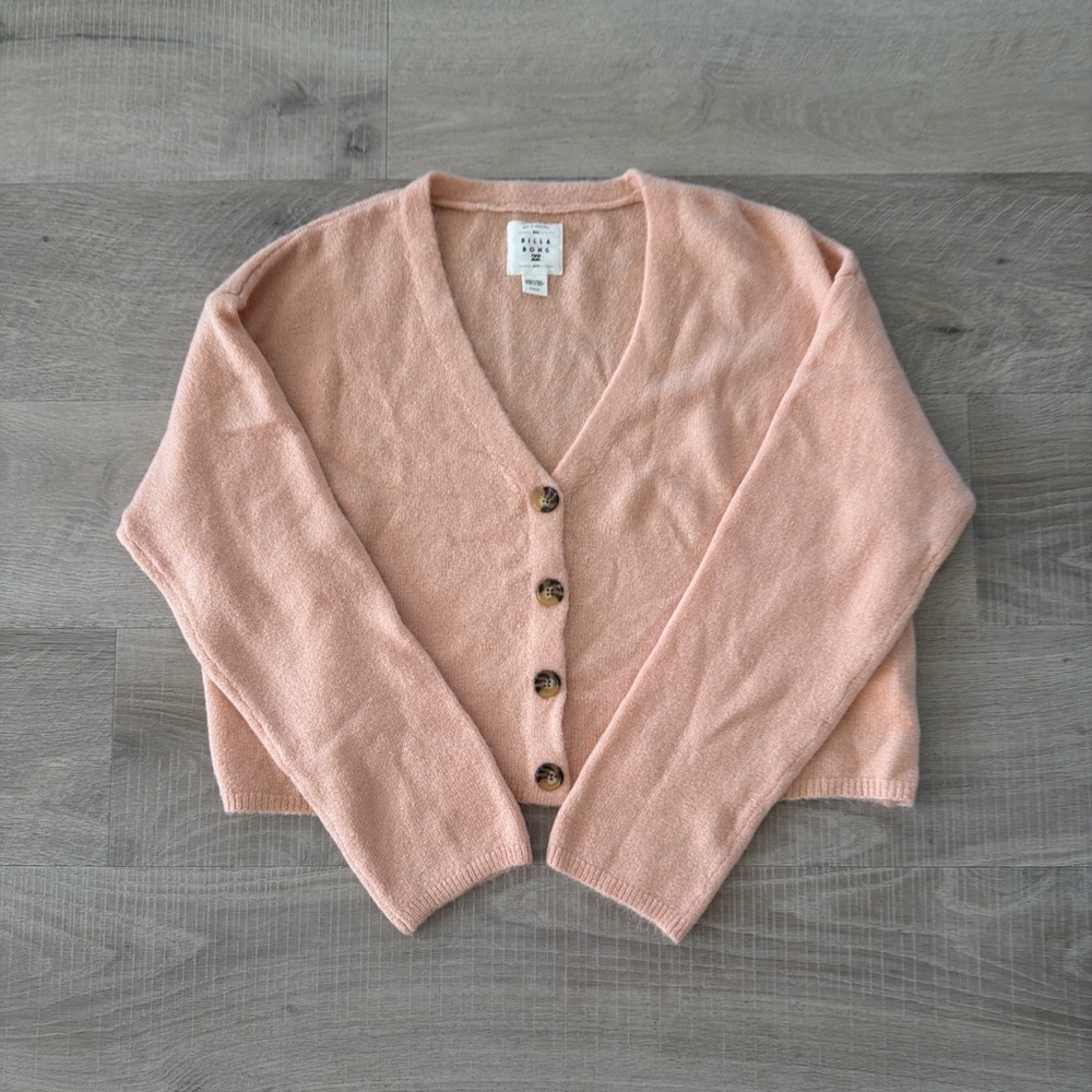 Billabong Women's peach knitted button up Cardigan Sweater size M
